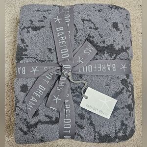 NWT Barefoot Dreams CozyChic Splatter Tie Dye Blanket Graphite Carbon 45x60"